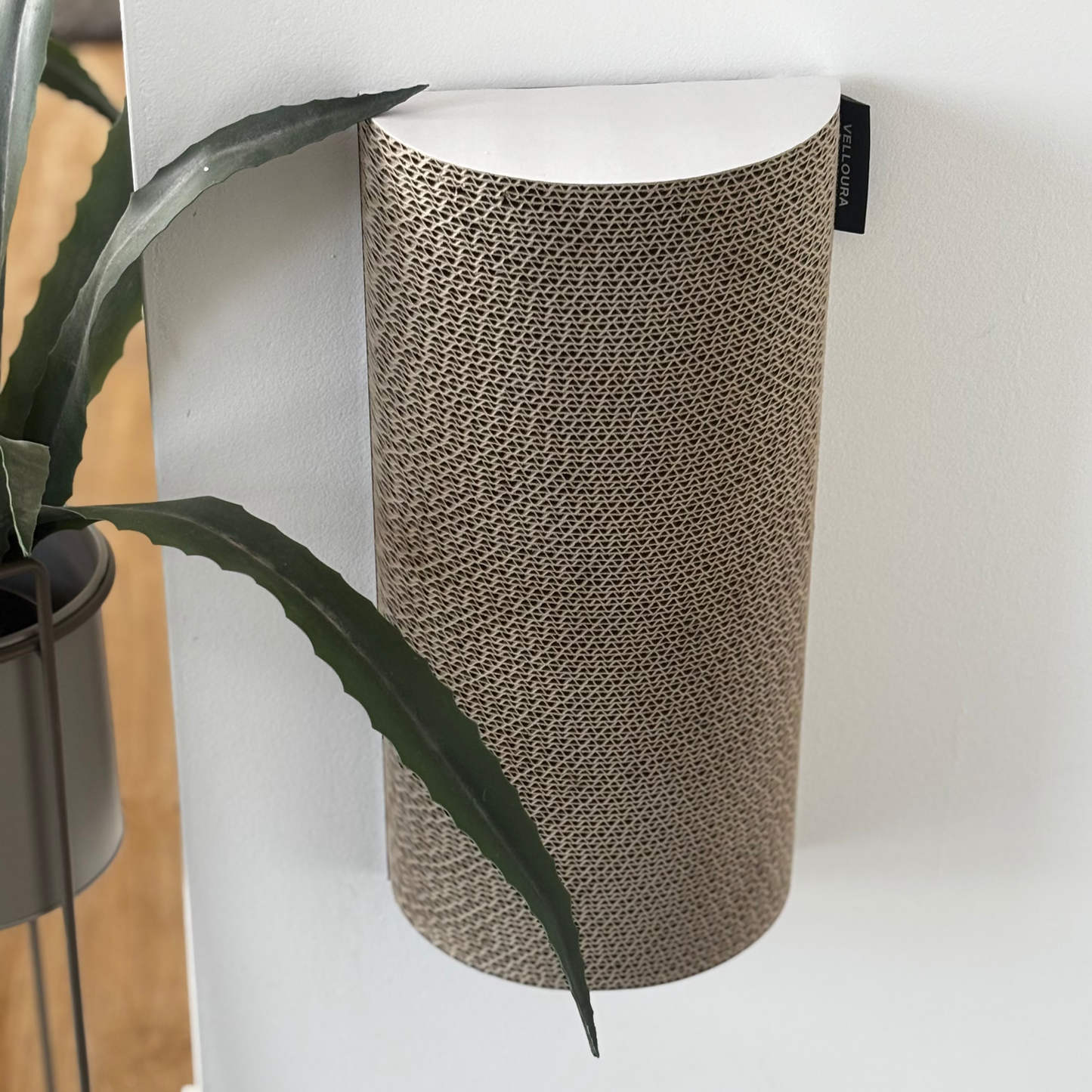 Velloura Wall Scratcher