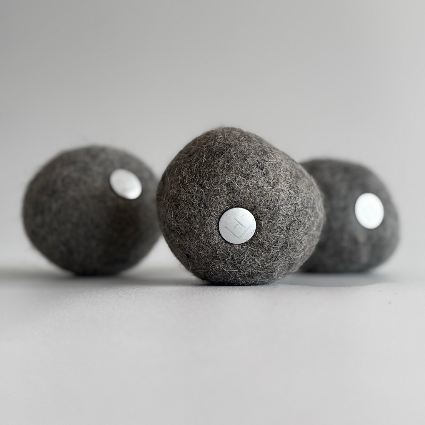 Velloura Catnip Ball