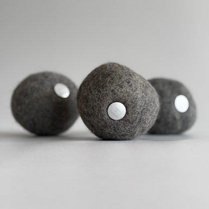 Velloura Catnip Ball