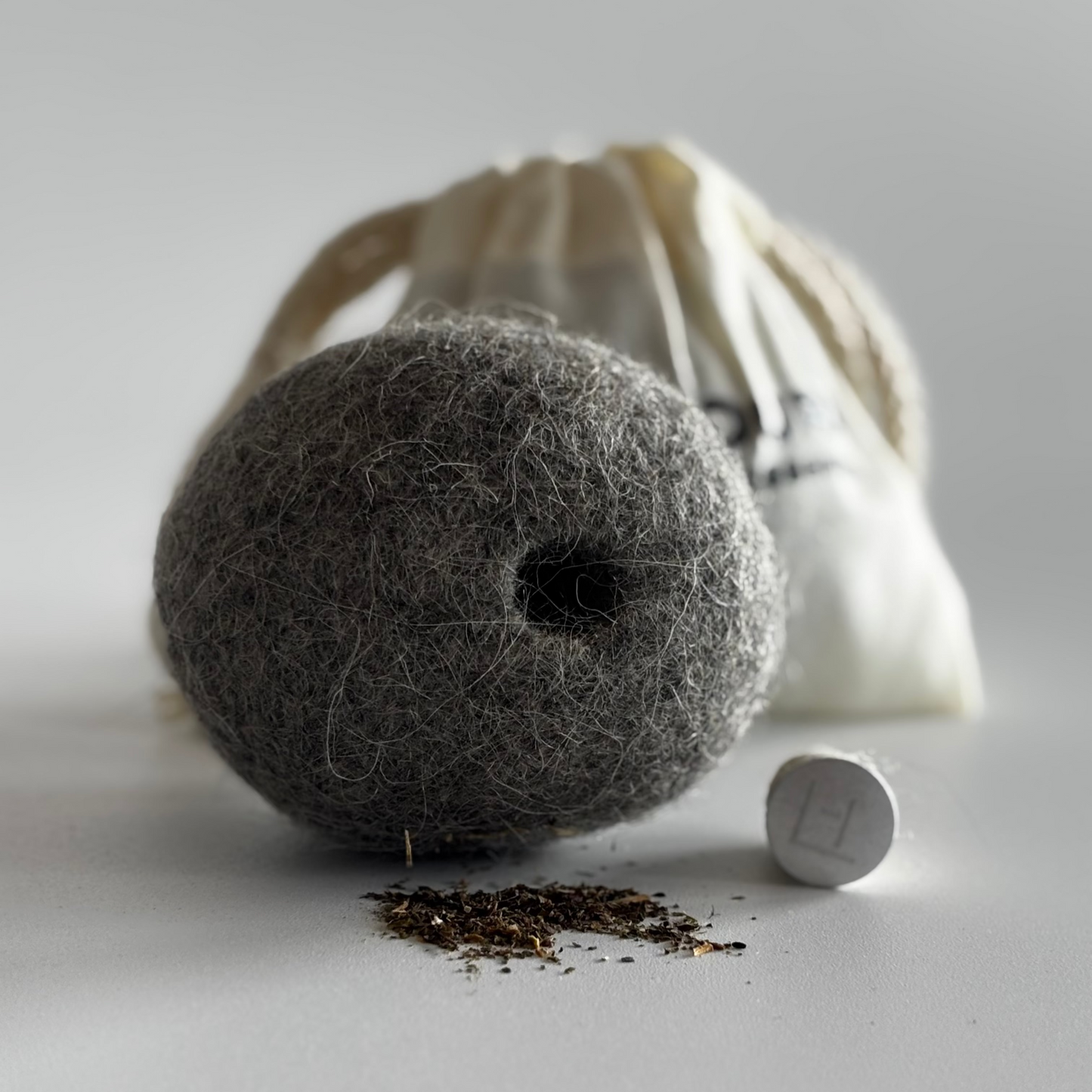 Velloura Catnip Ball